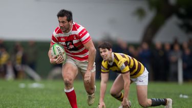 Alumni tendrá a Santiago González Iglesias como su fullback.