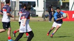 ATAQUE. Cejas jugó para el equipo nacional de rugby inclusivo.