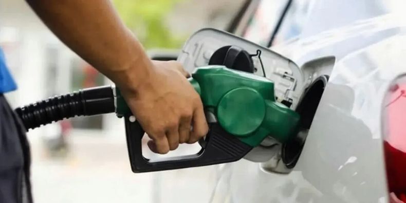 El aumento de los combustible  golpea fuerte al bolsillo. (la100.cienradios.com)..jpg