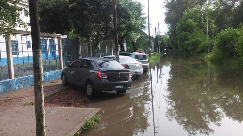 El ingreso a la Secundaria 4 de Del Viso..