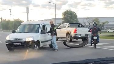 un choque complico la manana en panamericana