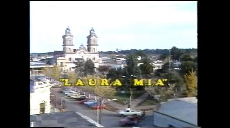 La novela Laura Mía fue filmada en el año 1981 y entre otras locaciones, utilizó el chalet Martínez del centro de Pilar.&nbsp;