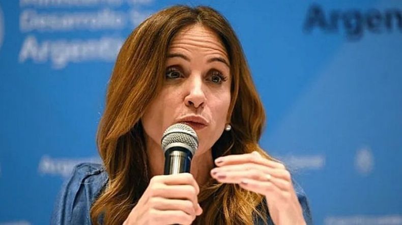 Victoria Tolosa Paz. .