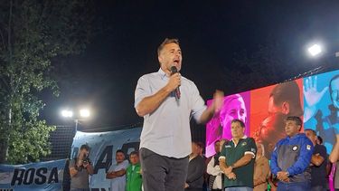 ELECCIONES 2023. Federico Achával caminó el escenario en modio candidato.