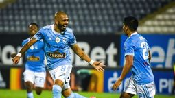 FELIZ. Riquelme empezó a convertir en Perú. Foto: Sporting Cristal..
