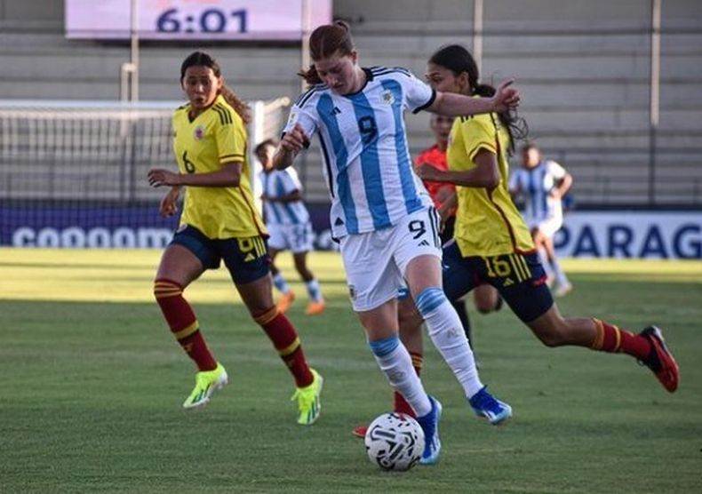 CITADA. Annika jugó con la Selección los sudamericanos Sub 17 y Sub 20.