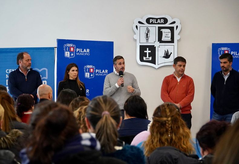 FORMACIÓN. El intendente Federico Achával lanzó la nueva propuesta educativa. &nbsp;