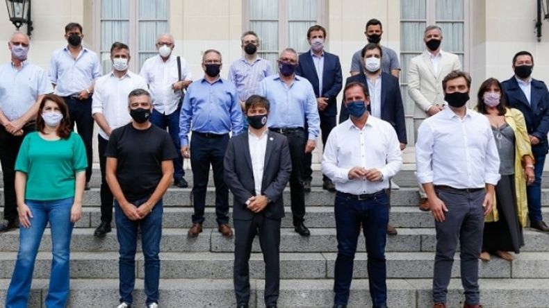 Kicillof convocó a los intendentes de la primera sección electoral para analizar el resultado de las PASO. .
