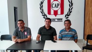 Atlético Pilar y un tridente de AFA: Walter Cabrera, Marcelo Pérez y Pichi Escudero.