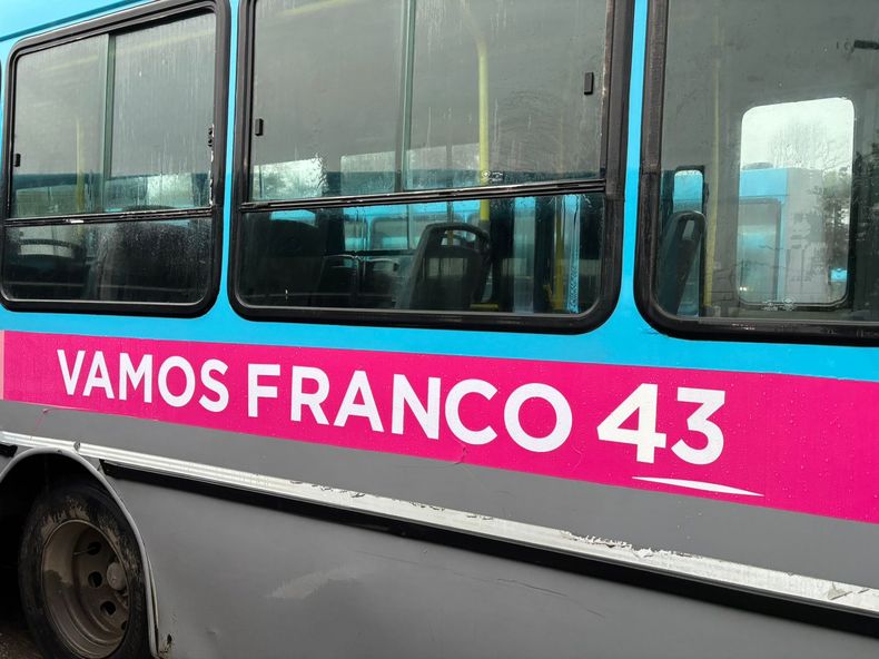 Vamos Franco 43 pintado en la línea 501 parta alentar a Franco Colapinto.