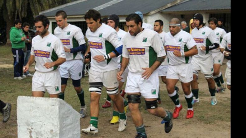 (FOTO: desdeabajorugby.com.ar) Los Pinos quiere salir a flote, por ahora no ha sumado puntos en R-III..