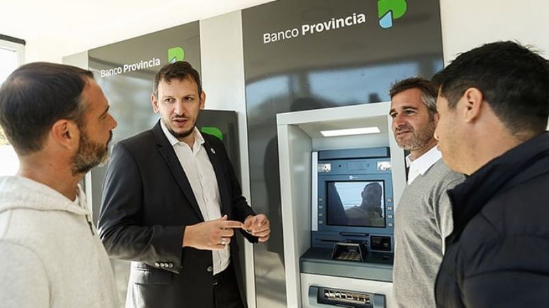 DEBUT. El cajero de la plaza Champagnat será el primero de Astolfi..