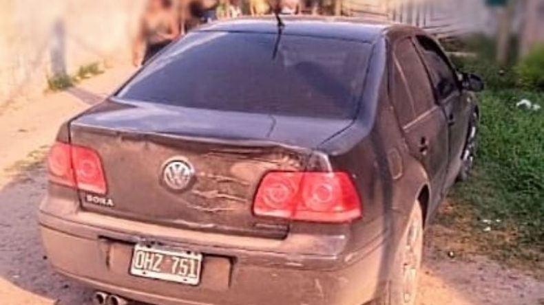 El Bora en el que se movilizaban los aprehendidos. Foto: Pilar a Diario.. Foto: Pilar a Diario