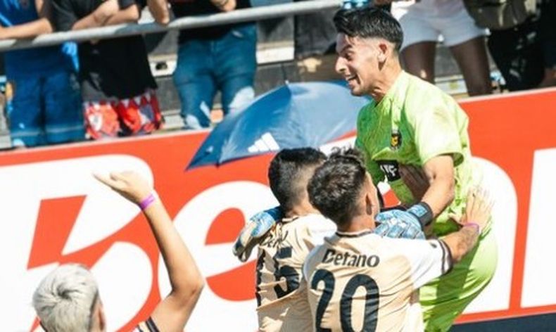 La Crema avanzó a la final en una extensa serie de penales.