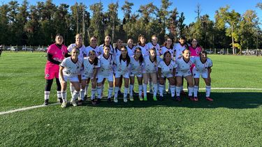 DEBUT. Las Reinas jugaron su primer partido en la Primera C.