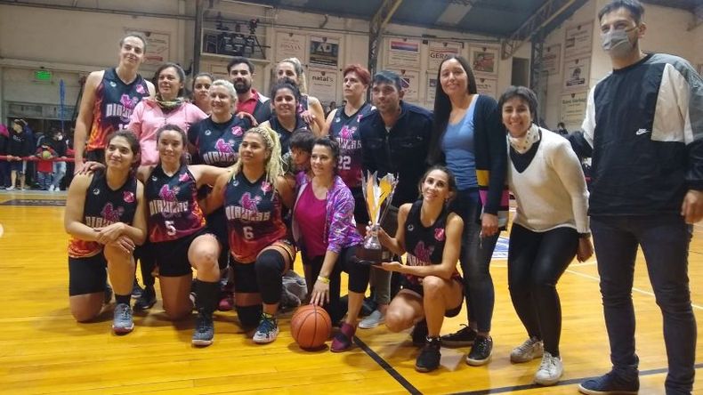 Las chicas de Sportivo se adjudicaron la Copa Municipalidad tras vencer a Derqui. .
