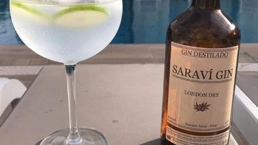 Saraví Gin hoy se comercializa a través de Instagram y busca irrumpir en el mercado a gran escala. .