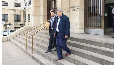 HOMBRES DE LEY. D’Onofrio y Álvarez, ayer, en Comodoro Py..