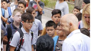 ACTO. Ducoté inauguró el ciclo lectivo en escuelas de Manzanares y Derqui..