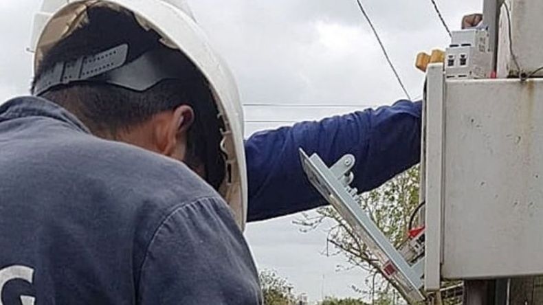 La empresa acusa fallas en los viejos medidores y les reclama a los usuarios abultadas cifras en concepto de recupero de energía. .