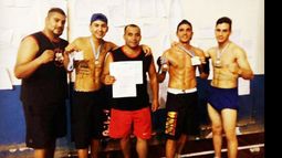 DORADOS. Duré, Fregenal, Luna, Santarcieri y Aguirre, con sus títulos y medallas..