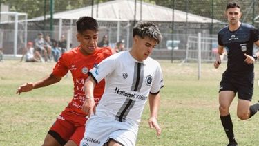 La Reserva de Real Pilar consiguió tres puntos claves en la Comunidad Deportiva.
