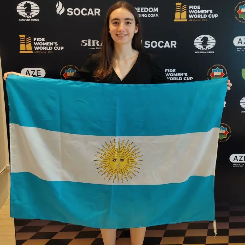 BANDERA. Candela Francisco se dio el gusto de hacer tablas con la preclasificada 11 del mundial.