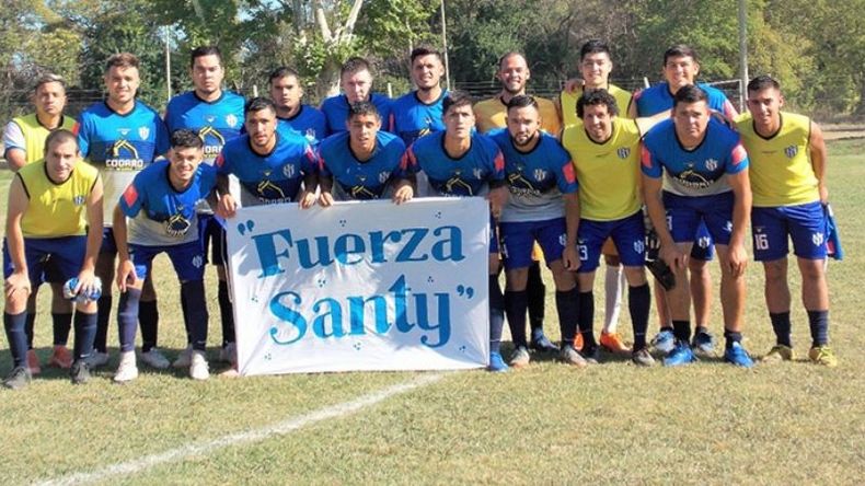 Los jugadores de San Alejo posan previo al duelo con Los Altos..
