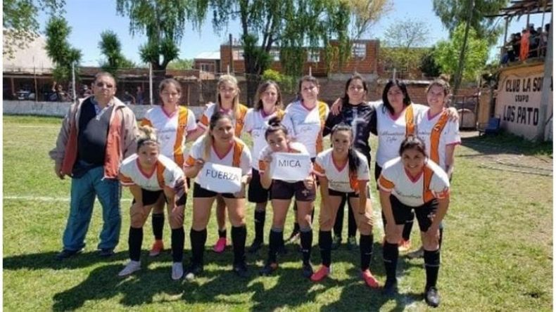 Las chicas de Manzanares festejaron en José C. Paz ante La Sonia..