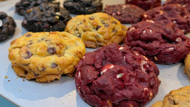 Las cookies de Brownie Planet pueden conseguirse en el stand que la marca tiene en la planta baja del shopping Palmas del Pilar. Las cookies de Brownie Planet pueden conseguirse en el stand que la marca tiene en la planta baja del shopping Palmas del Pilar.