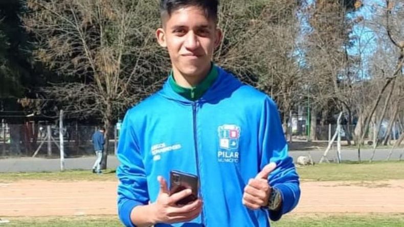 GANADOR. Eros Salvatierra se impuso en los 1.500 metros de la Sub 18..