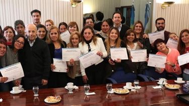 Efectivizaron a 150 empleados
