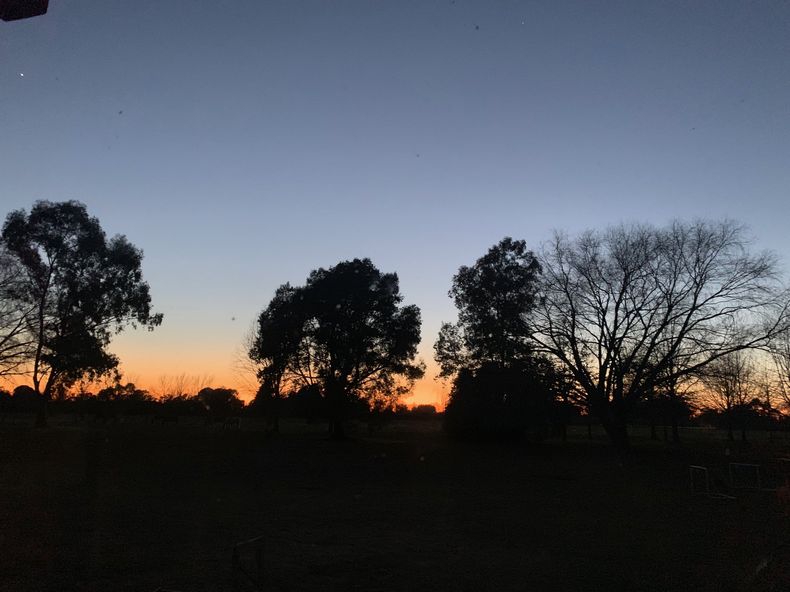 Pilar comienza el lunes con temperaturas agradables, clima variable, aunque con probabilidades de lluvias hacia mitad de semana.