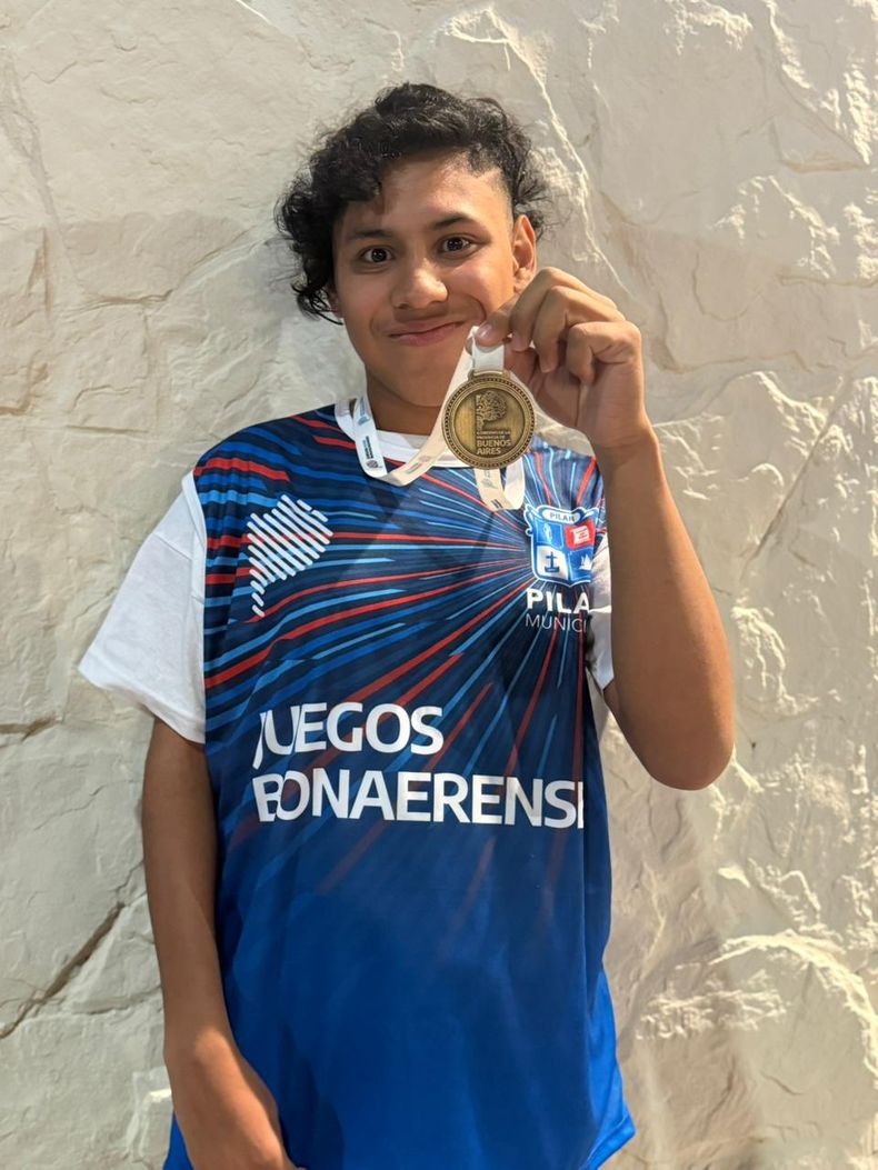 Theo Ferreyra se llevó el oro en velocidad para la divisional PC 37 U15.
