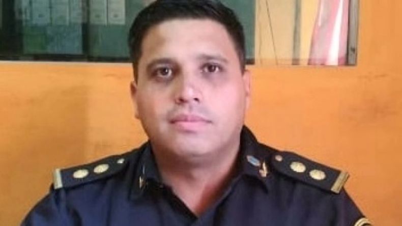 El comisario Juan Peralta asumió como titular de la comisaría 4º de Manuel Alberti. .