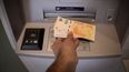 Los salarios registrados cayeron 6% real bajo el Gobierno de Milei. &nbsp;