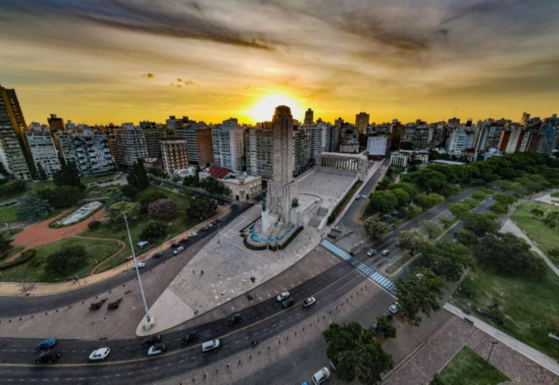 Monumento a la Bandera en Rosario. (disfrutarrosario.com)..png