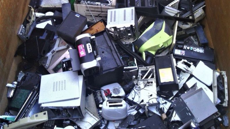 Los residuos electrónicos pueden ser depositados en cuatro puntos diferentes del distrito..