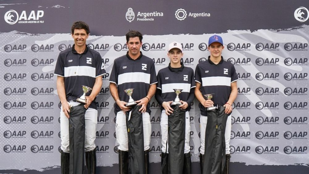 CAMPEÓN. El cuarteto de Ellerstina que logró la Copa de Oro en la sede de Pilar
