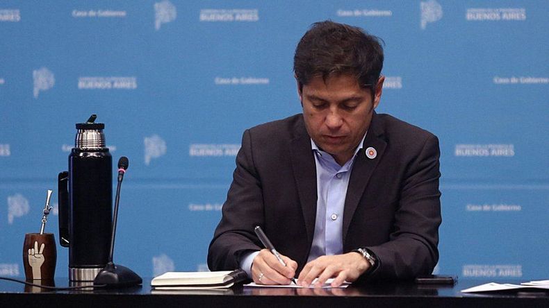 LAPICERA Kicillof tiene a mano el decreto para fijar la fecha de elecciones