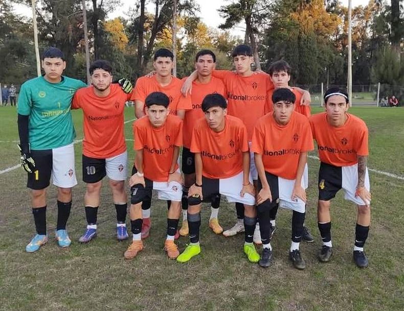 OBJETIVO. Manzanares busca un triunfo que le permita salir de la promoción.