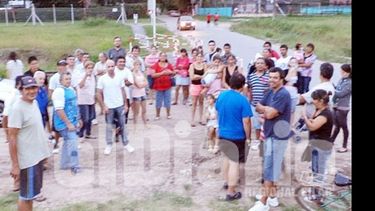 Los vecinos de Villa Rosa, en la última reunión del lunes..