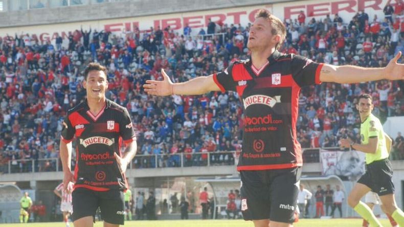 CALIDAD NACIONAL. Ciaccheri llega desde Deportivo Morón..
