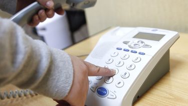 telefonica debera devolver mas de $20.000 millones a los usuarios