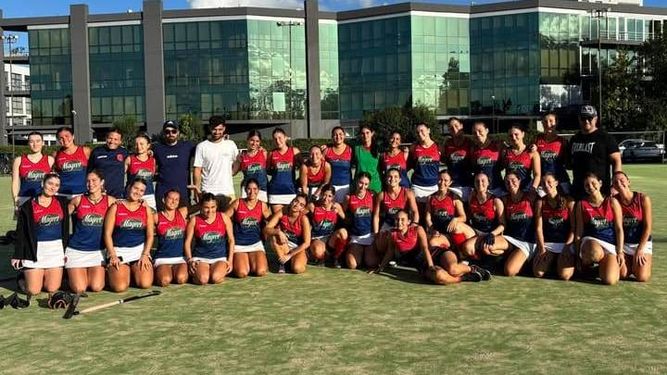 PLANTEL. Deportiva C se acomoda en la pelea por el título de la Metro A.