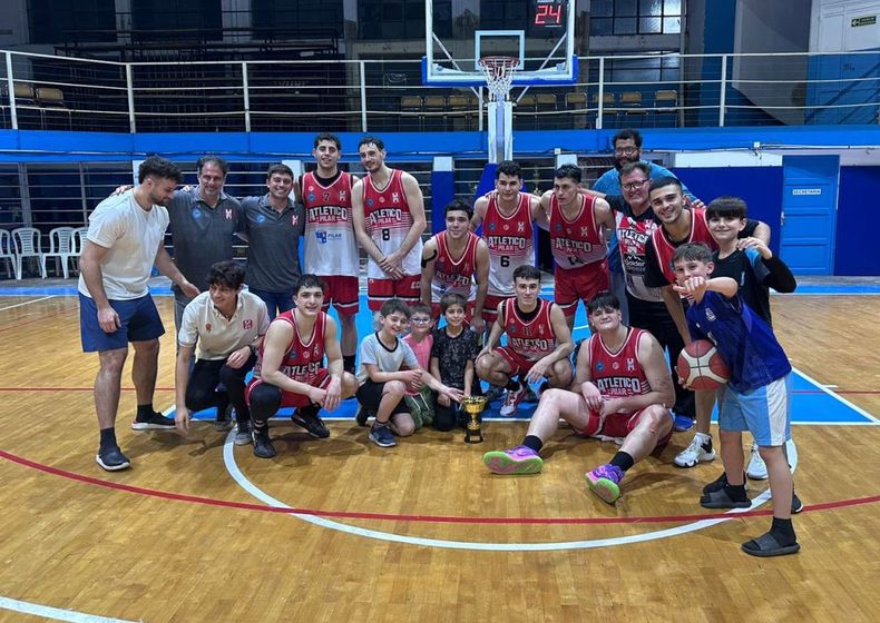 Atlético Pilar sumó su primer trofeo de pretemporada en la Copa Chacabuco.
