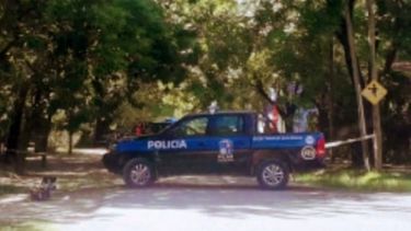 La mujer fue apuñalada en un complejo de departamentos de De Vicenzo Grande. Foto @juancaimpacto.