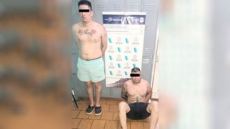 DETENIDOS. Tienen 25 y 29 años. Les incautaron dos autos robados pocas horas antes. .