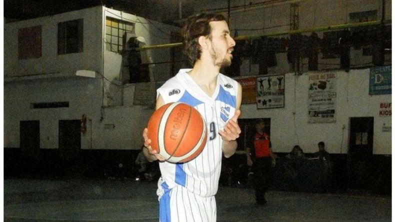 (FOTO: Gabriel Giménez). Tantengue a la ABZC..