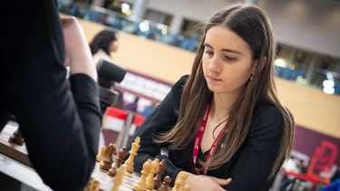 CONCENTRADA. Francisco empieza el martes con la ucraniana Mariya Muzychuk. CONCENTRADA. Francisco empieza el martes con la ucraniana Mariya Muzychuk.
